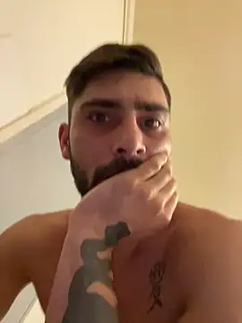 Snapshot of Hugo34bg chatting on 11.09.25 Hugo34bg online show from 11.09.25