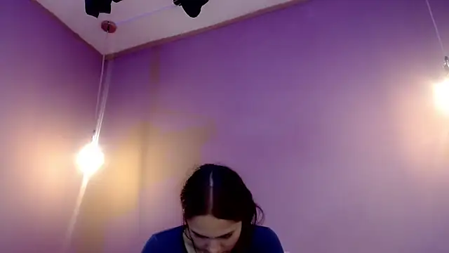 Snapshot of Rose_Fire1 chatting on 03.22.25 Rose Fire1 online show from 03.22.25