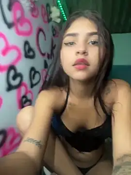 Snapshot of kityy_playful chatting on 10.20.25 kityy playful online show from 10.20.25