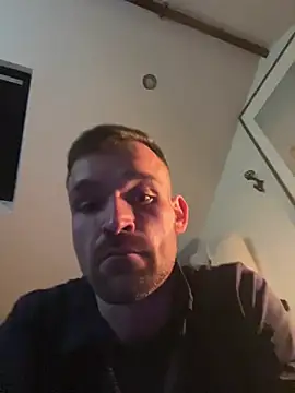 Snapshot of LKC94 chatting on 03.23.25 LKC94 online show from 03.23.25