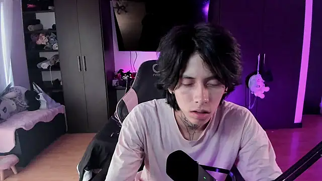 xIce Boy online show from 12.22.25