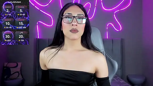 madison  rey online show from 11.21.25