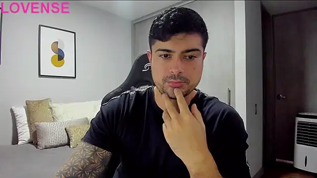 Dante Storm online show from 10.19.25