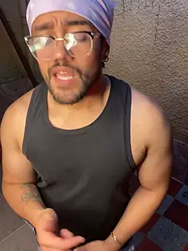 Snapshot of SrM0rgan chatting on 03.12.25 SrM0rgan online show from 03.12.25