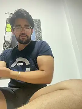 Snapshot of SrM0rgan chatting on 03.23.25 SrM0rgan online show from 03.23.25