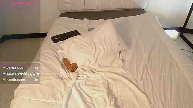 noirgoddes  online show from 03.16.25