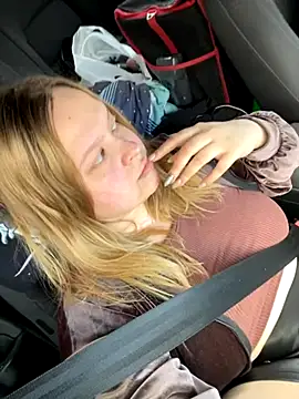 IMHORNYWET online show from 09.12.25