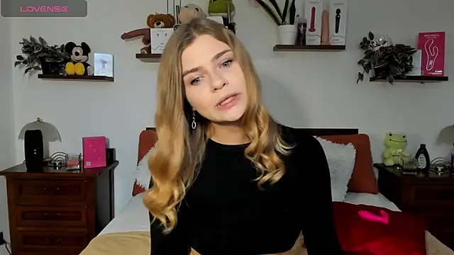 HaleyReedme online show from 11.13.25