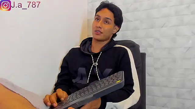 Stone grey1  online show from 03.20.25