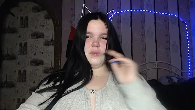 Snapshot of Victoriakot chatting on 03.16.25 Victoriakot online show from 03.16.25