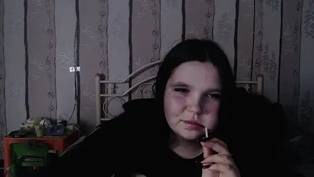 Snapshot of Victoriakot chatting on 03.18.25 Victoriakot online show from 03.18.25