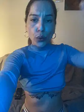 Snapshot of CosmiccAlai chatting on 03.23.25 CosmiccAlai online show from 03.23.25