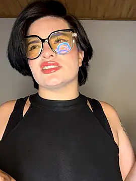 Snapshot of Mistress_Niky_ chatting on 09.14.25 Mistress Niky online show from 09.14.25