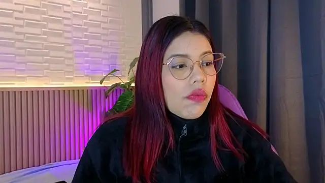 TiffanyWalk online show from 11.20.25