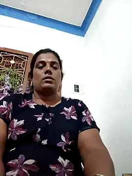 Snapshot of kissmetha chatting on 03.15.25 kissmetha online show from 03.15.25