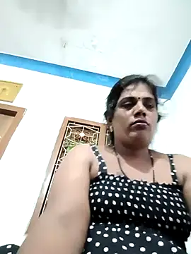 Snapshot of kissmetha chatting on 03.19.25 kissmetha online show from 03.19.25