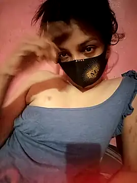 Snapshot of Night--Queen chatting on 03.17.25 Night--Queen online show from 03.17.25