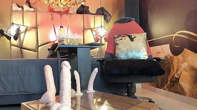 Kendraa Hot online show from 11.13.25