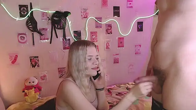 Snapshot of Your_Horny_Friends chatting on 10.11.25 Your Horny Friends online show from 10.11.25