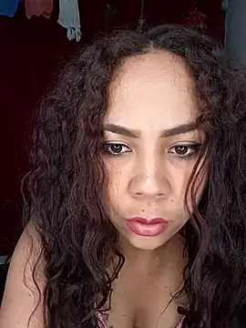 Snapshot of Zafiiiro_ chatting on 03.15.25 Zafiiiro online show from 03.15.25