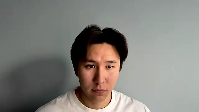 Snapshot of aliktasty chatting on 10.04.25 aliktasty online show from 10.04.25