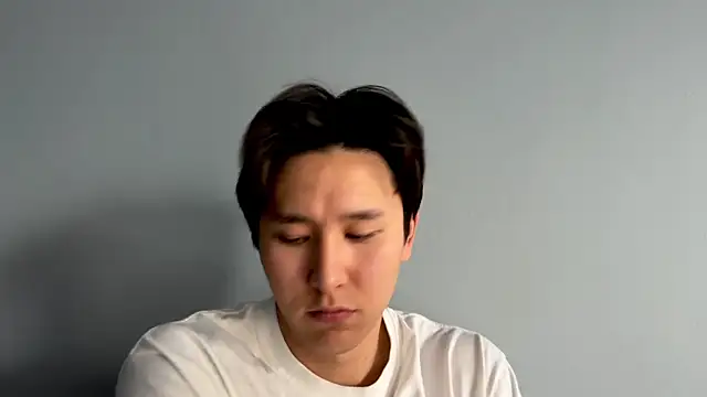 Snapshot of aliktasty chatting on 10.05.25 aliktasty online show from 10.05.25