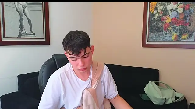 lukeboyce33 online show from 09.24.25