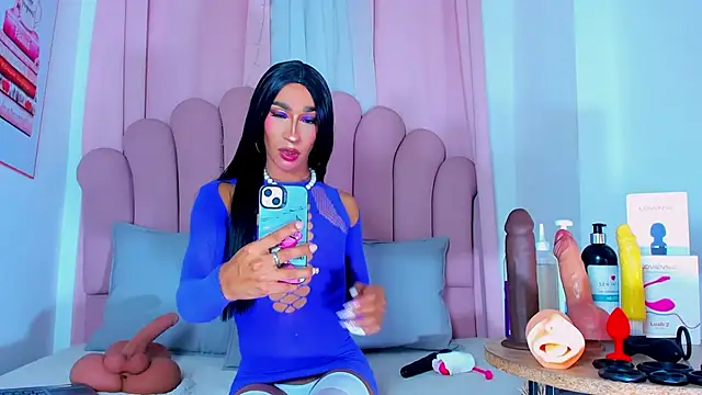 NicoleMadrird online show from 06.04.26