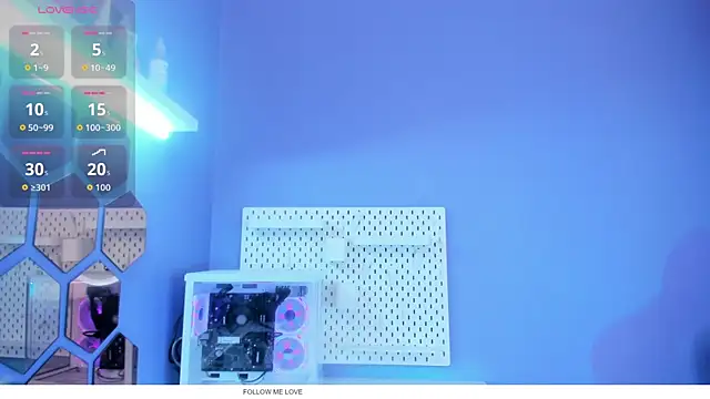 Alice 26  online show from 11.11.25