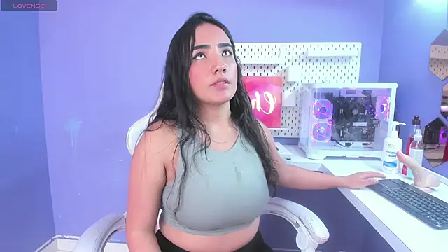 Alice 26  online show from 01.16.26