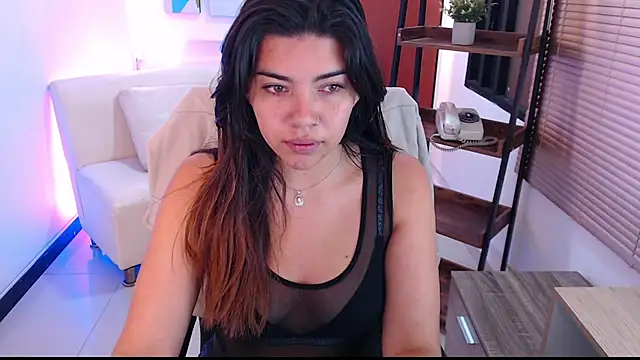 Snapshot of dangel_noir6 chatting on 10.14.25 dangel noir6 online show from 10.14.25