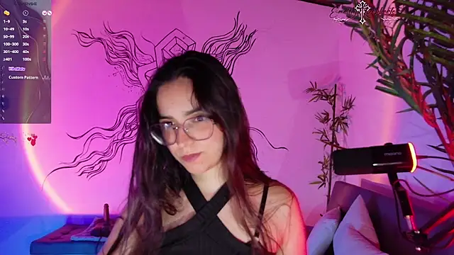 Emmi Roberts online show from 03.26.26