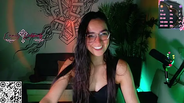Emmi Roberts online show from 05.12.26