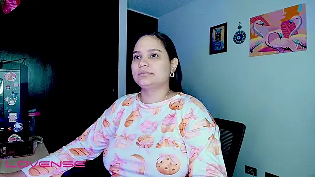 Snapshot of ashliecooperrr chatting on 12.16.25 ashliecooperrr online show from 12.16.25