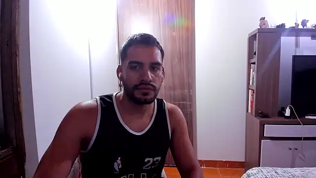 Leon  Hart  online show from 03.19.25