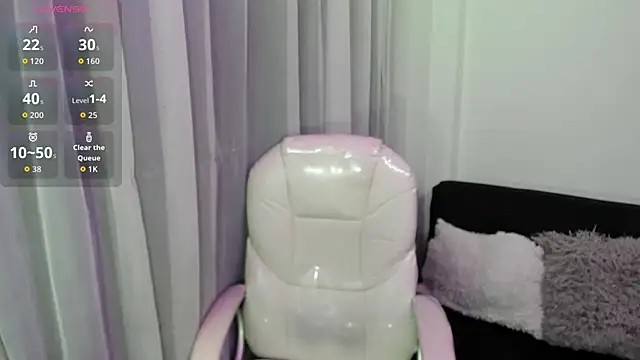 Pretty Johnson  online show from 02.27.26