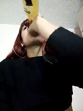 Snapshot of Hairydoll_ chatting on 10.20.25 Hairydoll online show from 10.20.25