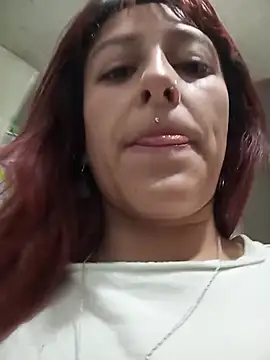 Snapshot of Hairydoll_ chatting on 10.23.25 Hairydoll online show from 10.23.25