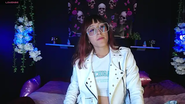 Snapshot of Hairydoll_ chatting on 11.22.25 Hairydoll online show from 11.22.25