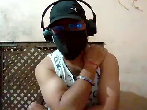 Snapshot of indori_guy chatting on 04.09.26 indori guy online show from 04.09.26