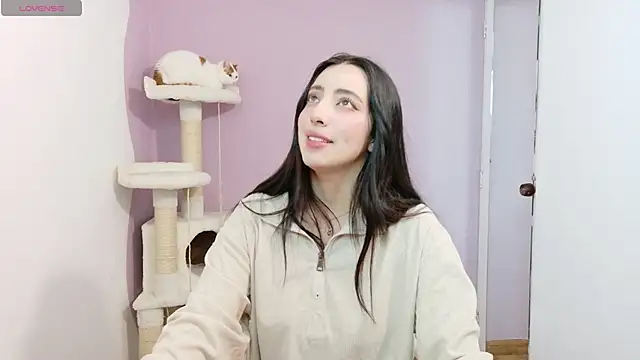 Rebbecawhite meow online show from 02.11.26