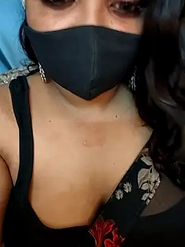 Snapshot of Tamil_hot_whiskey_girl chatting on 03.16.25 Tamil hot whiskey girl online show from 03.16.25