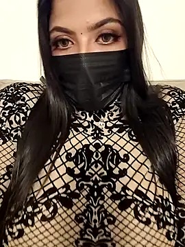 Snapshot of Tamil_hot_whiskey_girl chatting on 09.30.25 Tamil hot whiskey girl online show from 09.30.25
