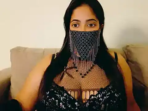 Snapshot of Tamil_hot_whiskey_girl chatting on 05.23.26 Tamil hot whiskey girl online show from 05.23.26