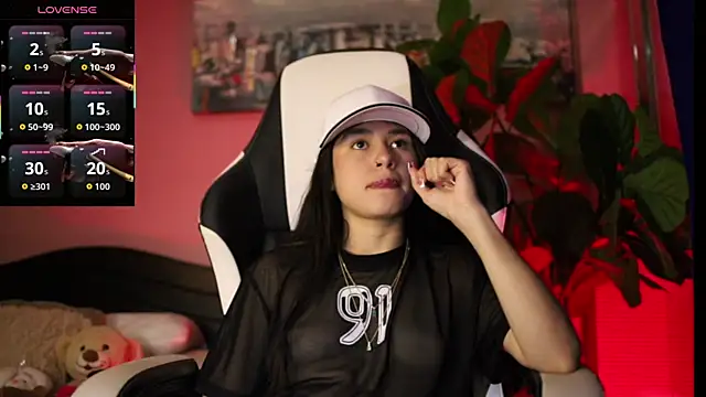 Danaa Rouse online show from 11.29.25