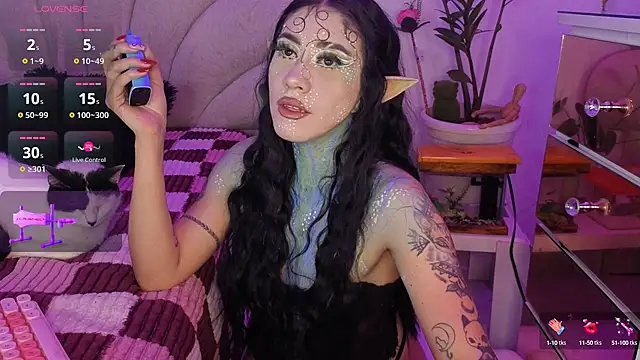 Snapshot of AnfisaLetyagho chatting on 10.08.25 AnfisaLetyagho online show from 10.08.25