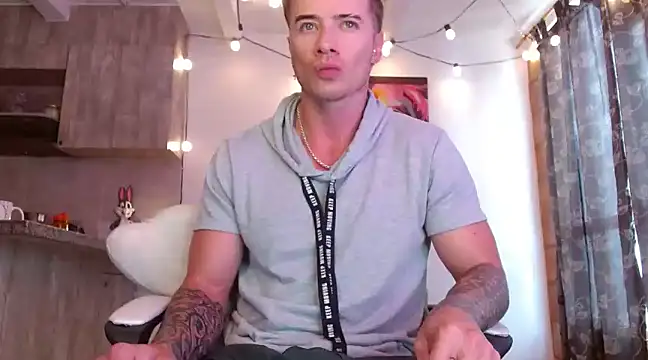 Ryannblue07 online show from 03.16.25