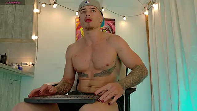 Ryannblue07 online show from 10.30.25