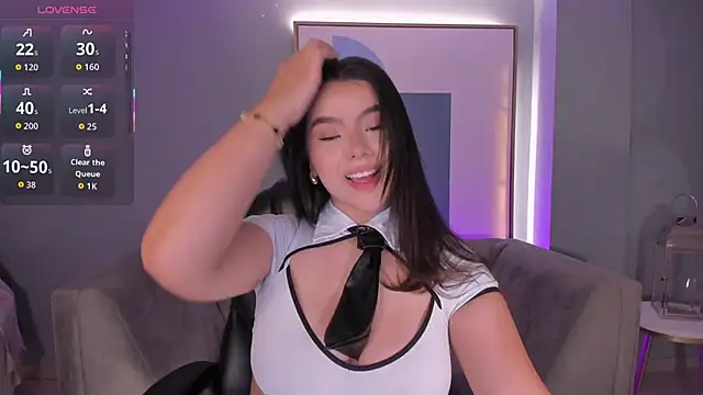 CandaseRussell online show from 11.22.25