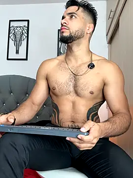 Maximiliano ford online show from 11.14.25